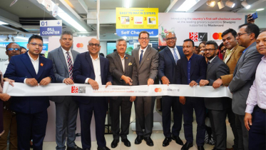 দেশে প্রথম সেলফ-চেকআউট কাউন্টার চালু করলো স্বপ্ন