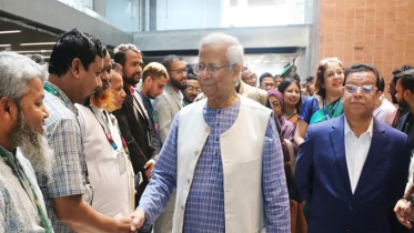 ১৮ মাস পর নিজ প্রতিষ্ঠানে ফিরলেন ড. মুহাম্মদ ইউনূস ১৮ মাস পর নিজ প্রতিষ্ঠানে ফিরলেন ড. মুহাম্মদ ইউনূস