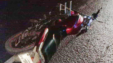 মোটরসাইকেলের ধাক্কায় ঢাকা জজ কোর্টের অ্যাডভোকেট নিহত 