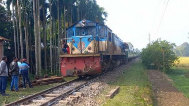 শিবচরে ট্রেনের ধাক্কায় শিক্ষার্থীর মৃত্যু