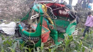 টাঙ্গাইলে পিকআপ-সিএনজি সংঘর্ষে ৩ জন নিহত