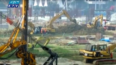 মাটির নিচে বোমা, আশঙ্কার কিছু নেই বলছে বিমান কর্তৃপক্ষ (ভিডিও)