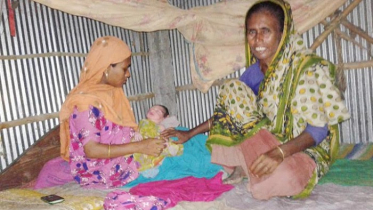 সেই অসহায় বাবার ঘরে খুশির বন্যা