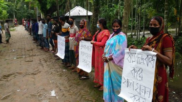 বাগেরহাটে খাল খননের দাবিতে কৃষকদের মানববন্ধন