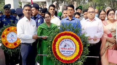 ঐতিহাসিক ৭ মার্চে বাগেরহাটে বঙ্গবন্ধুর প্রতিকৃতিতে শ্রদ্ধা