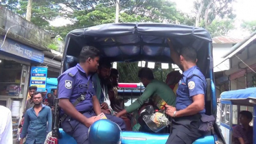 বরিশালে জে‌লে‌দের হামলায় পু‌লিশসহ আহত ২০, আটক ৯