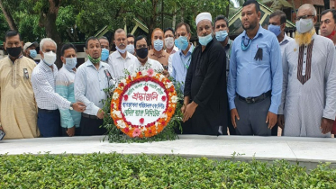 টুঙ্গিপাড়ায় বঙ্গবন্ধুর সমাধিতে বেসিক ব্যাংক এমডি`র শ্রদ্ধা 