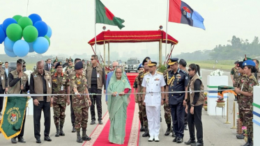 সমরাস্ত্র প্রদর্শনী উদ্বোধন করলেন প্রধানমন্ত্রী