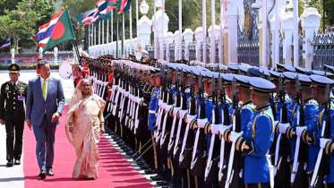 থাই প্রধানমন্ত্রী কার্যালয়ে শেখ হাসিনাকে উষ্ণ অভ্যর্থনা