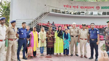 ভারতে পাচার হওয়া ৭ বাংলাদেশিকে বেনাপোলে হস্তান্তর