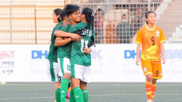 ভুটানকে উড়িয়ে শীর্ষে বাংলাদেশের মেয়েরা