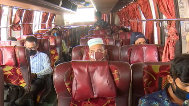 আজ থেকে গণপরিবহনে অর্ধেক যাত্রী