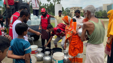 বন্যার্তদের পাশে রেড ক্রিসেন্ট সোসাইটি