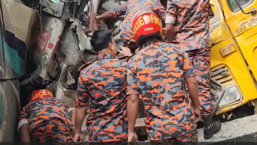 চাঁদপুরে বাস-ট্রাক মুখোমুখি সংঘর্ষ, নিহত ৩ চাঁদপুরে বাস-ট্রাক মুখোমুখি সংঘর্ষ, নিহত ৩