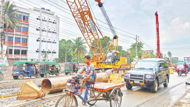 চুয়াডাঙ্গায় নিরাপত্তাবেষ্টনী ছাড়াই চলছে প্রকল্পের কাজ