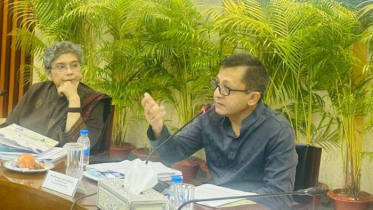 ঋণ ব্যবস্থাপনা ও করের আওতা বাড়ানোর ওপর জোর বাণিজ্যমন্ত্রীর