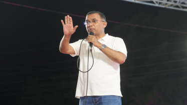 চট্টগ্রাম-কক্সবাজার সড়ক ৬ লেনে উন্নীত করার ঘোষণা প্রধানমন্ত্রীর চট্টগ্রাম-কক্সবাজার সড়ক ৬ লেনে উন্নীত করার ঘোষণা প্রধানমন্ত্রীর