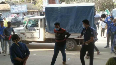 পিস্তল ঠেকিয়ে তিন লাখ টাকা ছিনতাই, ৩ পুলিশ সদস্য গ্রেপ্তার