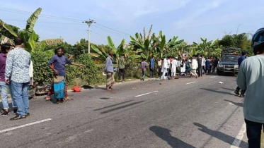 চাঁদপুরে সড়কে গেল তিন প্রাণ