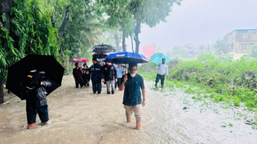 ভারী বর্ষণে চট্টগ্রাম-কক্সবাজার ট্রেন চলাচল বন্ধ, পরিদর্শনে প্রতিমন্ত্রী