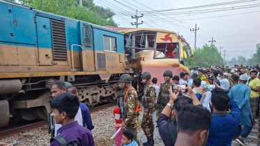 কুমিল্লায় ট্রেন-বাস সংঘর্ষে নিহত ১২ জনের পরিচয় শনাক্ত