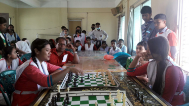 নড়াইলে শিক্ষার্থীদের অংশগ্রহণে দাবা প্রতিযোগিতা
