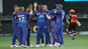 হায়দরাবাদকে হারিয়ে শীর্ষে দিল্লি