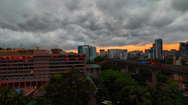 ঢাকার আকাশ থাকবে মেঘাচ্ছন্ন, হতে পারে বৃষ্টি 