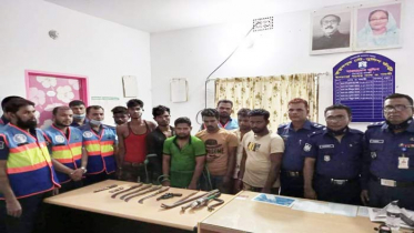 দোহারে দেশীয় অস্ত্রসহ ৭ ডাকাত আটক