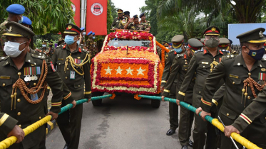 জেনারেল আজিজ আহমেদকে তিন সেনা প্রতিষ্ঠানে বিদায়ী সংবর্ধনা 