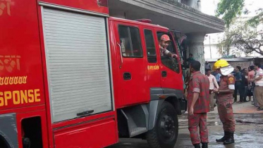 বরগুনায় আগুন, ফায়ার কর্মীদের বিরুদ্ধে গাফেলতির অভিযোগ