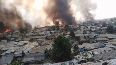 রোহিঙ্গা ক্যাম্পে আগুন নিয়ন্ত্রণে, পুড়ে গেছে প্রায় ৩ হাজার ঘর 