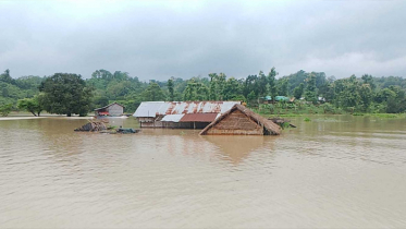 আরও ভারী বৃষ্টির আভাস, উত্তরাঞ্চলে বন্যার অবনতির শঙ্কা