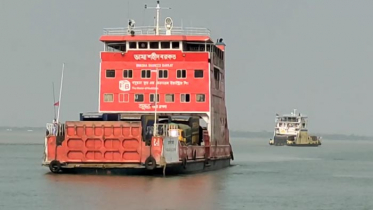 তীব্র স্রোতে দৌলতদিয়া-পাটুরিয়া রুটে ফেরি চলাচল ব্যাহত