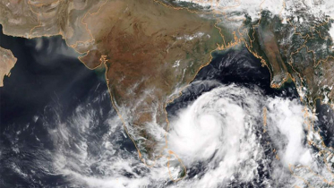 ভ্যাপসা গরম, সৃষ্টি হচ্ছে ঘূর্ণিঝড় ‘গুলাব’