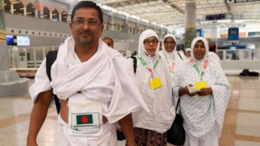 সৌদি পৌঁছেছেন ৭৬ হাজারের বেশি হজযাত্রী, মৃত্যু ১২