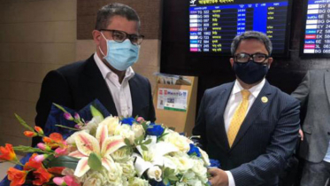 ঢাকায় পৌঁছেছেন ব্রিটিশ এমপি আলোক শর্মা