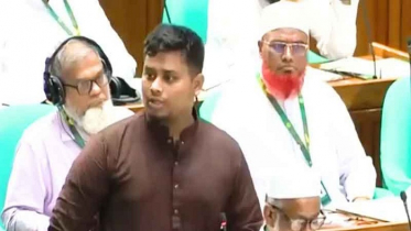 তেলের জন্য গাড়ির দীর্ঘ সারি মন্ত্রী কি দেখছেন না: হাসনাত আবদুল্লাহ