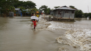 ঘূর্ণিঝড় ইয়াসের প্রভাবে হাতিয়ার ২৫ গ্রাম প্লাবিত