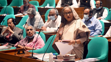 আমদানি পণ্যের ওপর নির্ভরশীলতা কমাতে হবে: প্রধানমন্ত্রী