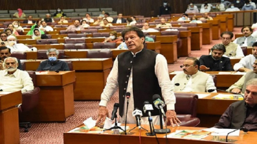 মন্ত্রিসভার বিশেষ বৈঠক ডাকলেন ইমরান খান