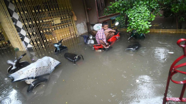 ভারি বৃষ্টিতে উত্তরপ্রদেশে দেওয়াল ধসে নিহত ৯