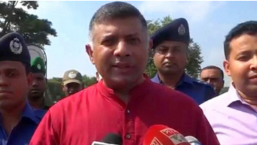বাংলাদেশে একটি সফল গণতন্ত্র দেখতে চাই: দোরাইস্বামী