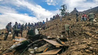 মনিপুরে ভয়াবহ ভূমিধসে ৬২ জন মৃত্যুর আশঙ্কা