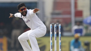 মোহালিতে জাদেজার ইতিহাস, ধুঁকছে শ্রীলঙ্কা