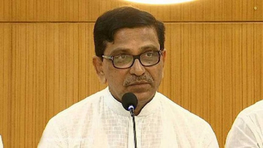 ‘যারা জাতীয় পতাকাকে সম্মান করেনা তাদের এদেশে থাকার অধিকার নেই’