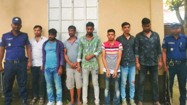 নবাবগঞ্জে মাদক সেবনের দায়ে ৭ জনের কারাদণ্ড