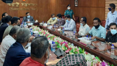 ট্রাক মালিক-শ্রমিকদের সঙ্গে বৈঠকে স্বরাষ্ট্রমন্ত্রী