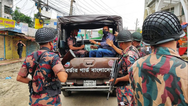 খুলনায় লকডাউন কার্যকরে তৎপর বিজিবি