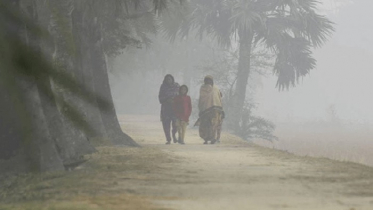 শুষ্ক আবহাওয়ায় ভোরের দিকে কুয়াশা পড়তে পারে